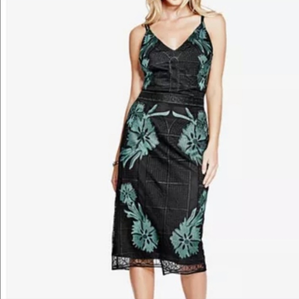 NWT Guess larita embroidered overlay lace midi dress